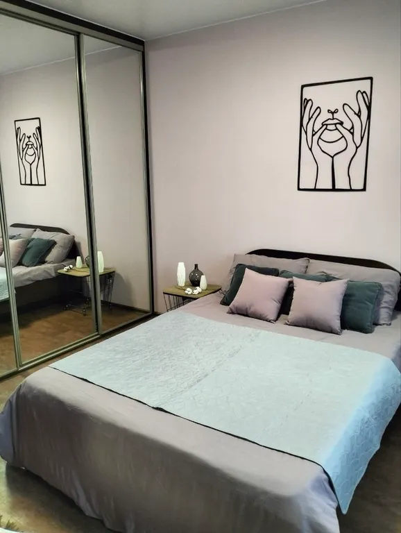 Уютная квартира на высоком этаже — аренда посуточно в Барнаул