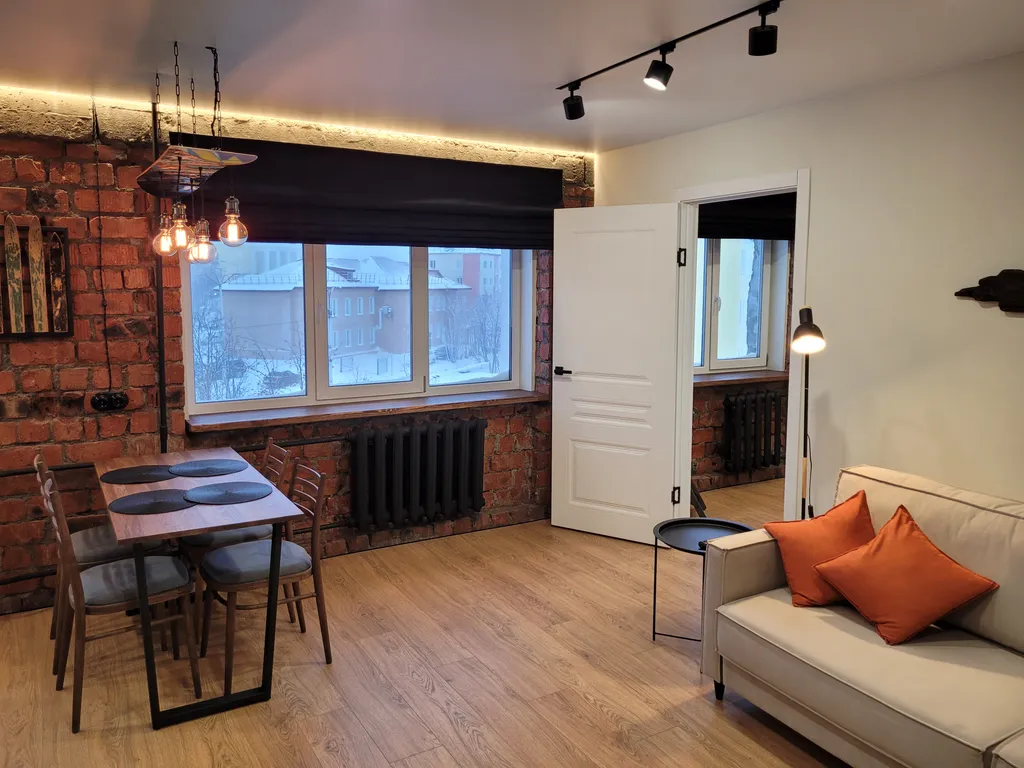 Квартира 2-комнатная квартира с шикарным видом — Кировск