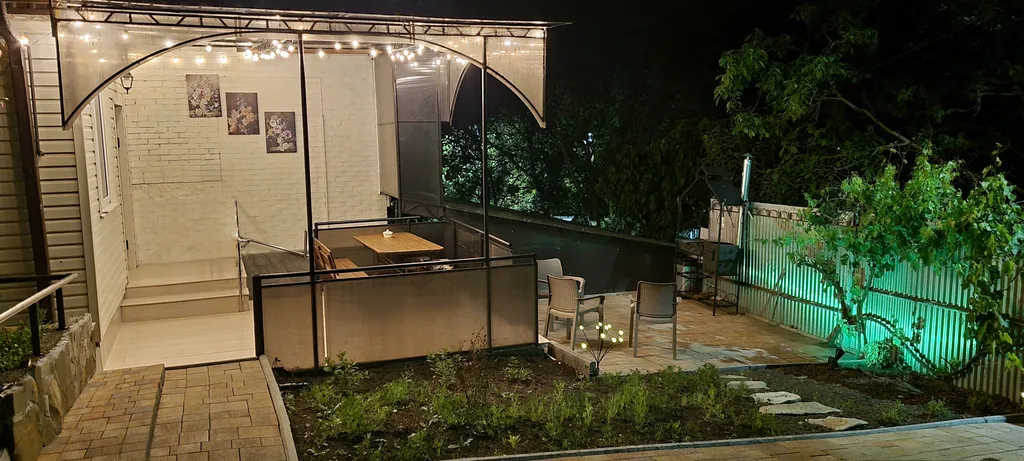 Тихий Домик с видом на горы