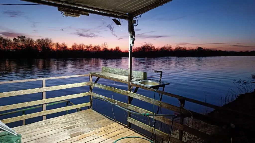 Уютный домик рыбака