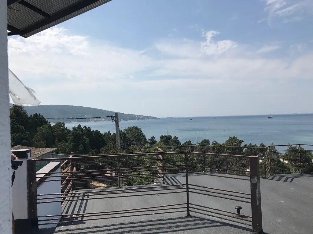 Семейный номер с видом на море