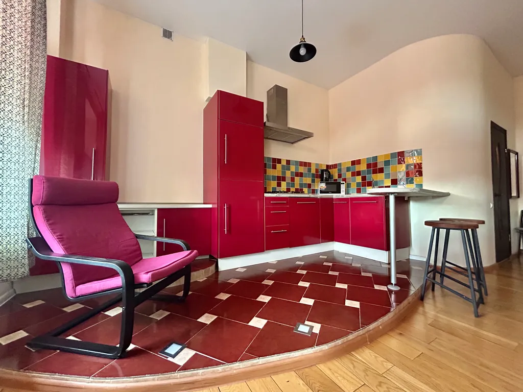 Двухкомнатная квартира в центре до 6-и персон