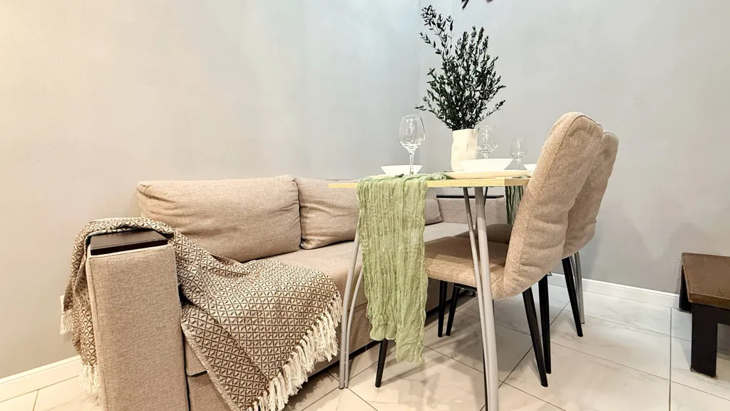 Двухуровневые апартаменты у моря