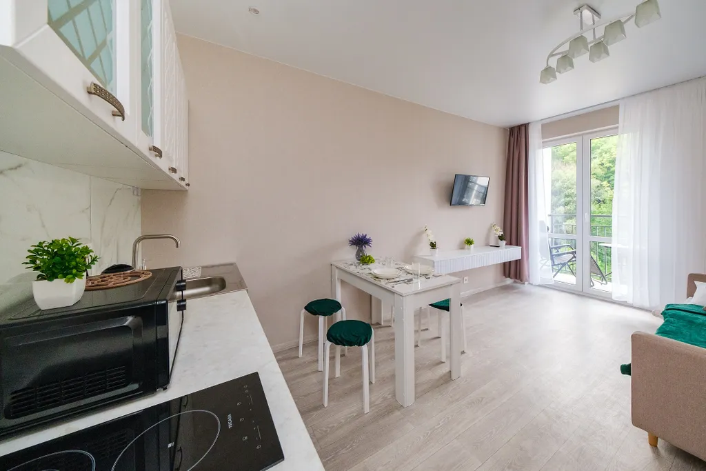 Уютная просторная студия для двоих или с ребёнком