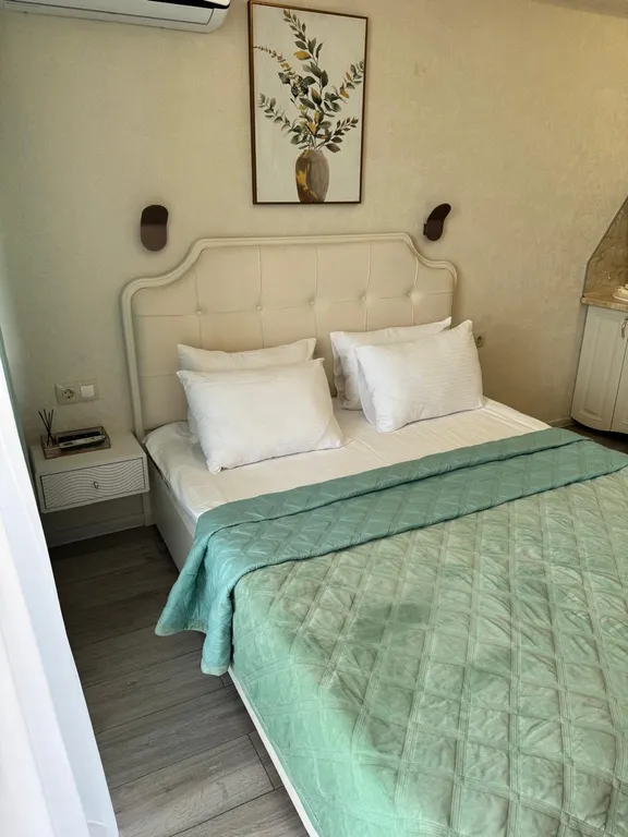 Студия с видом на море