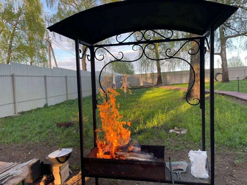 Дом на берегу озера