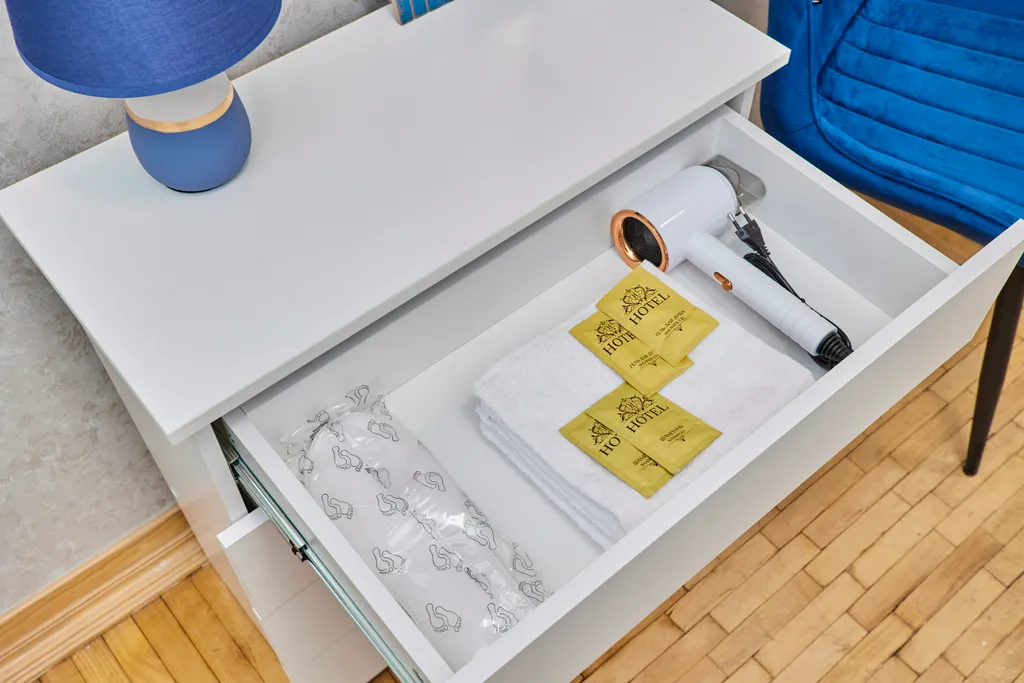 Уютный номер с двумя раздельными кроватями