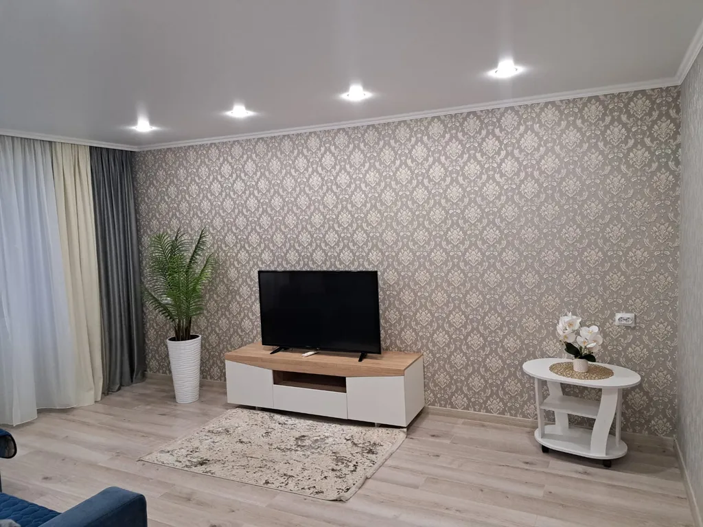 2-комнатная квартира в центре — аренда посуточно в Бузулук