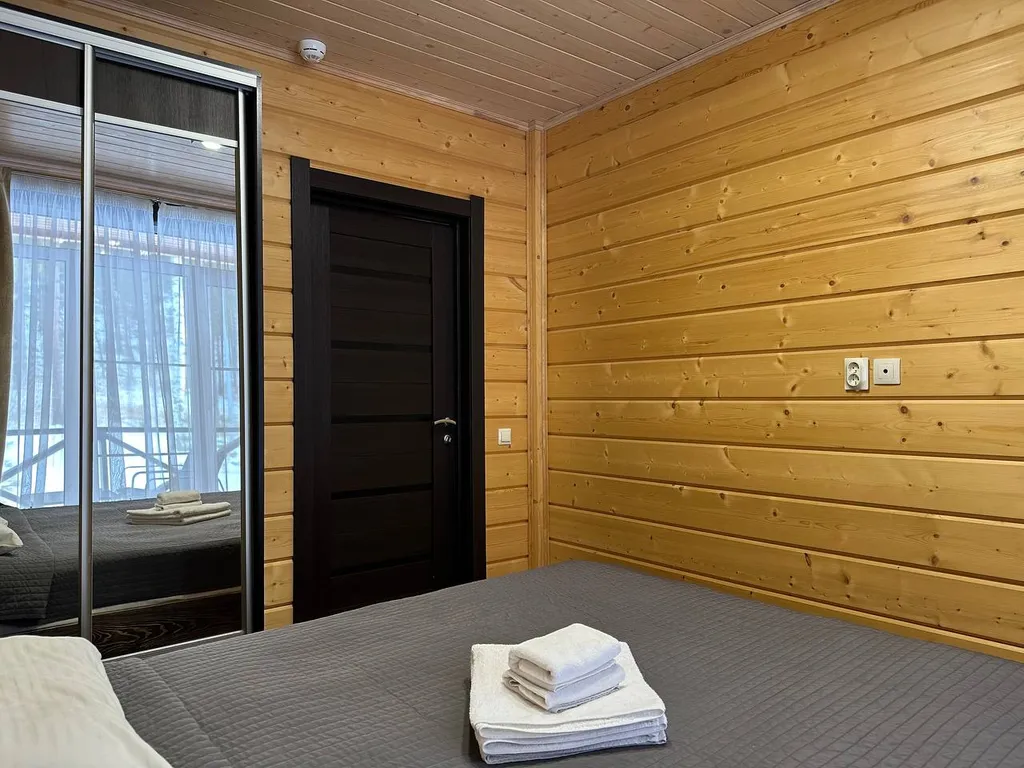 Апартаменты с видом на лес в Sunny valley