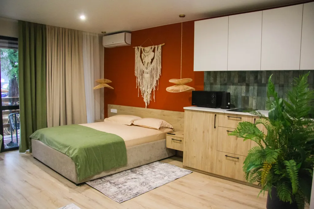 Коттедж с видом на море и индивидуальной террасой — аренда посуточно в Ольгинка