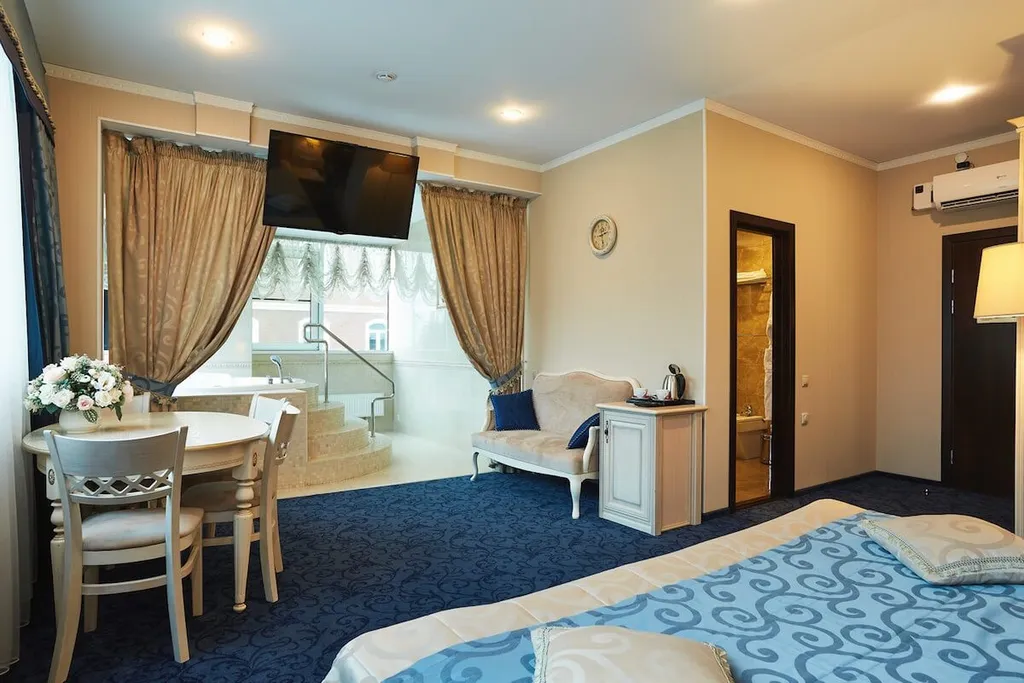 Квартира Люкс с джакузи — аренда посуточно в Тула