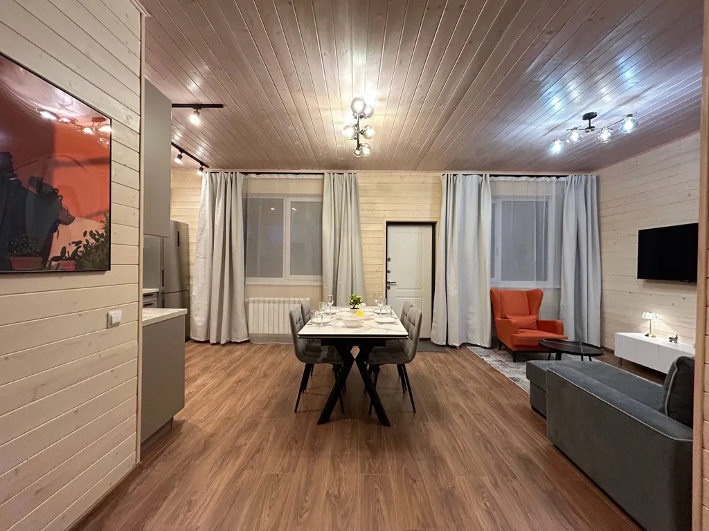 Дом с собственным сосновым лесом недалеко от поселка Сосново