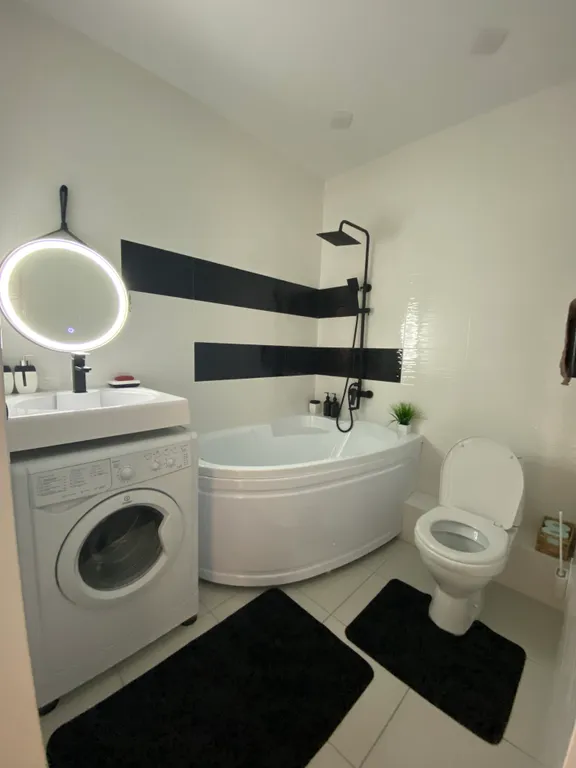 Новая современная квартира