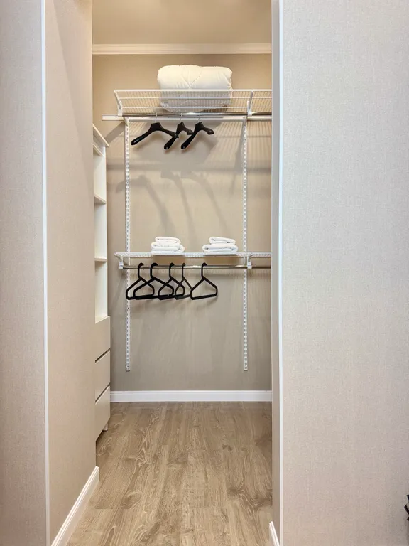 Квартира 70 кв. м. в новом доме на Леонова