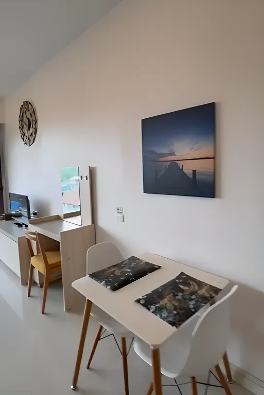 Студия с восхитительны видом на горы, Карон