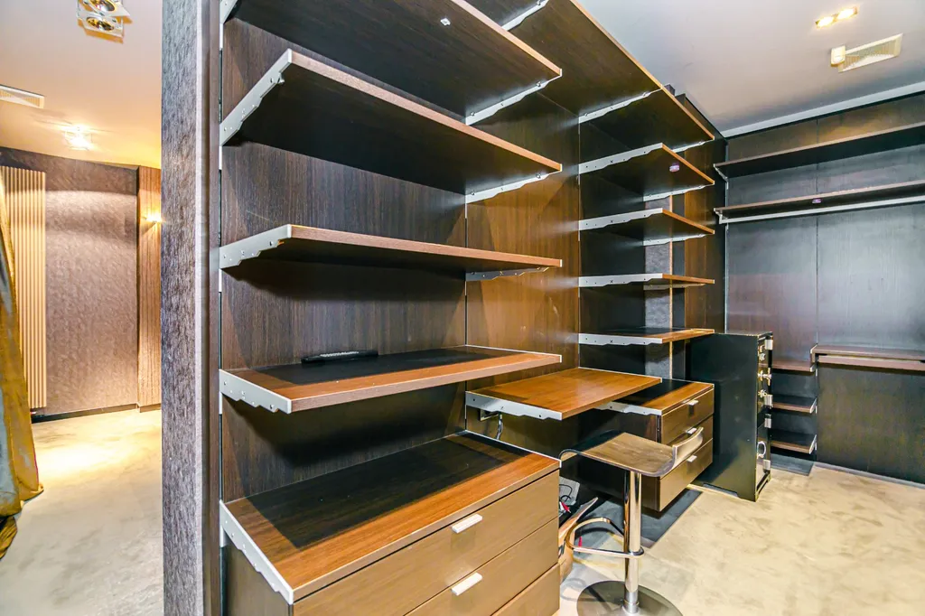 Prodelux i̇n fountian square