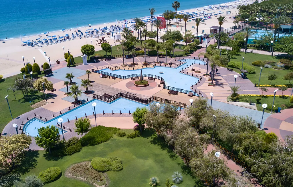 Квартира с видом на море и горы. Пляж Клеопатра