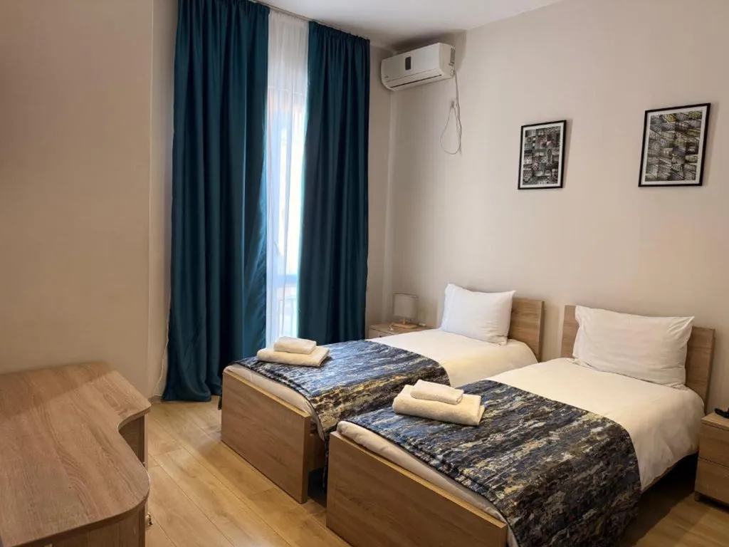 Comfort Twin Room With Terrace