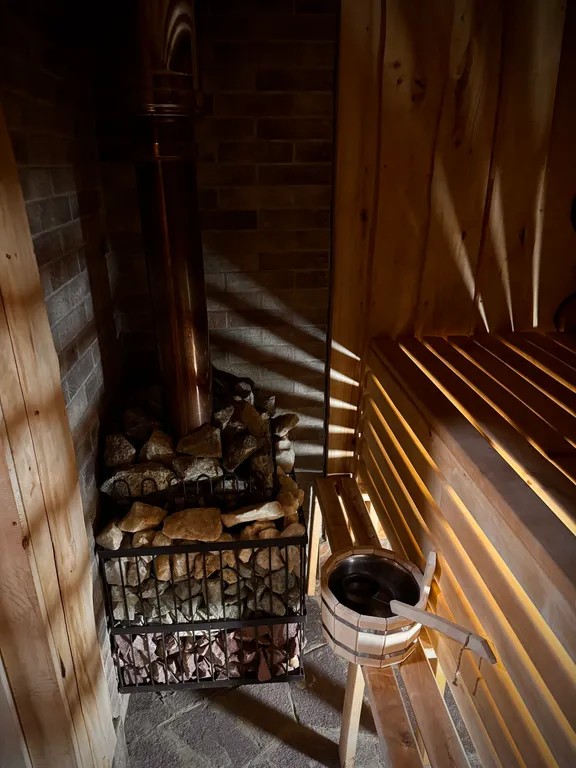 Дом с баней и чаном