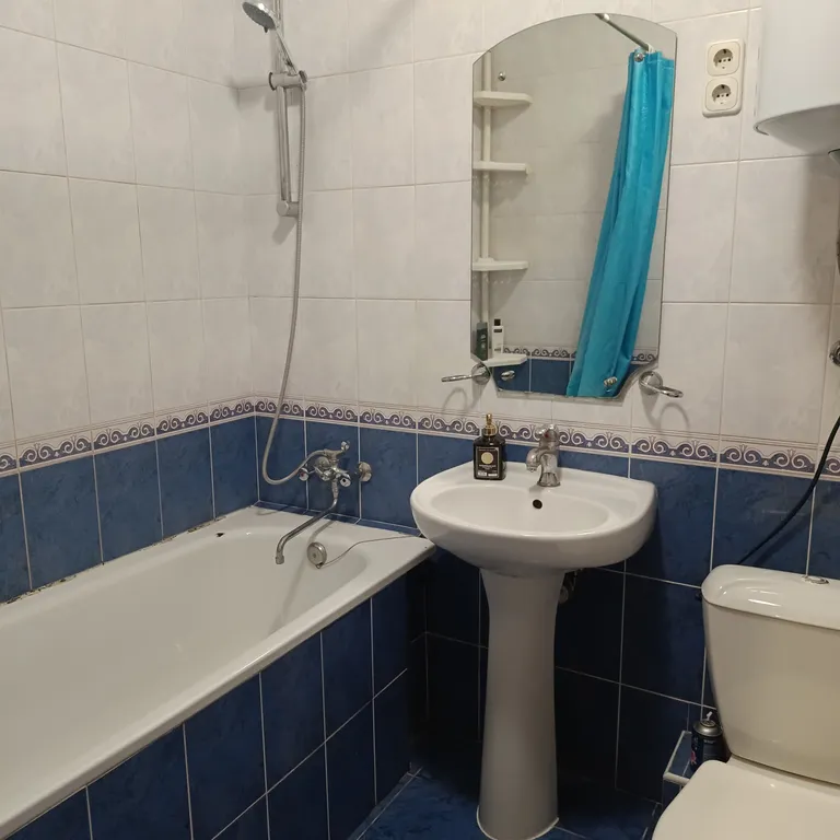 1-комнатная квартира возле Киномакса