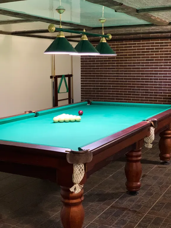 Тихое и комфортное место на берегу реки Лесная