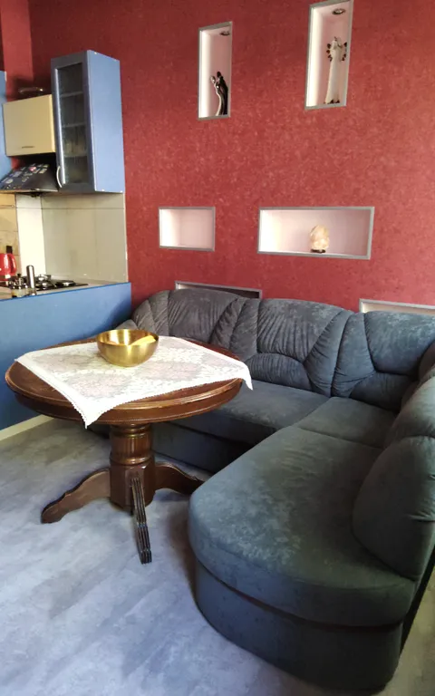 Квартира Уютная квартира в немецком доме в центре города и старинное пианино — Калининград