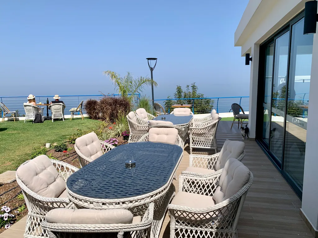 Апартаменты в современном комплексе рядом с морем