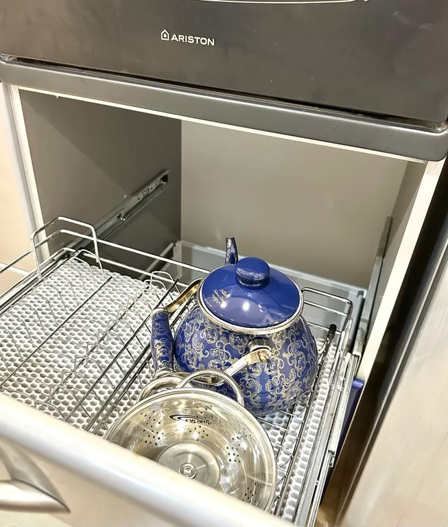 Евродвушка в центре с парковкой и джакузи, рядом ресторан Helga