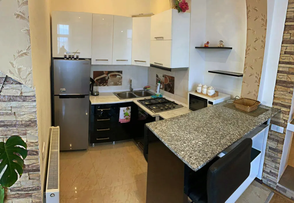 Комфортная квартира в старом Тбилиси