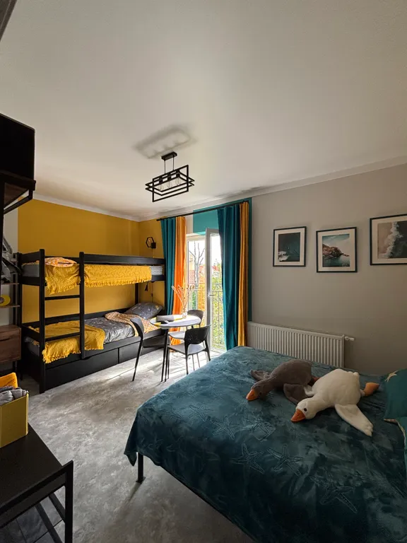 Семейная комната в атмосферном Пространстве на море