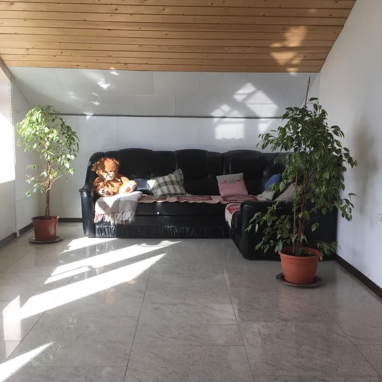 4-комнатный Дом