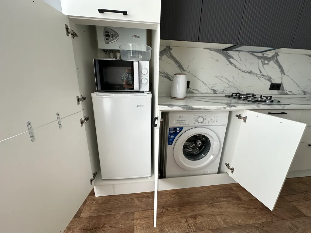 Шикарная квартира с панорамными окнами и видом на парк