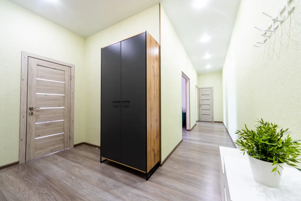 Просторная и люксовая квартира с новым ремонтом возле ТЦ Планета