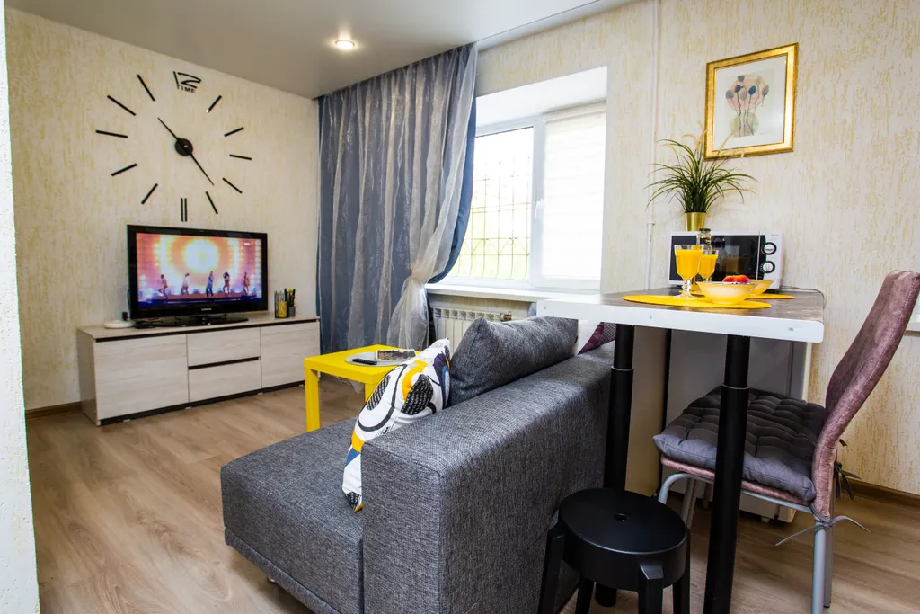 Солнечная 1-комнатная квартира