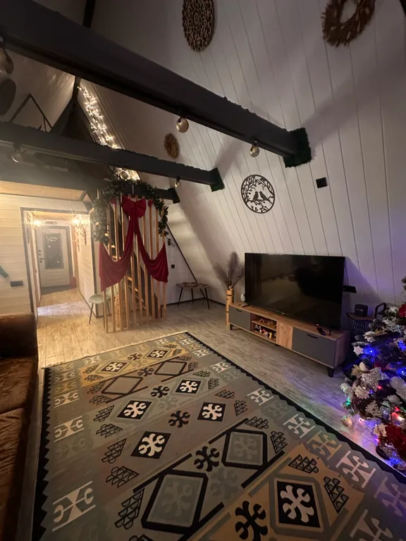 Шале у озера