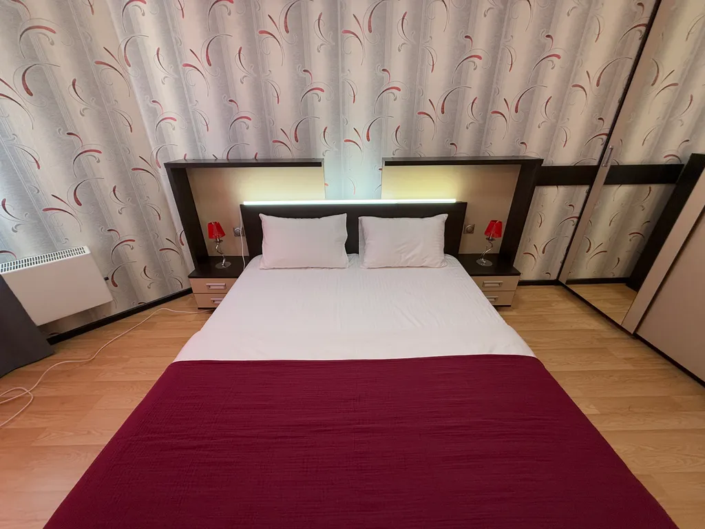 Тут хорошо на Сурикова