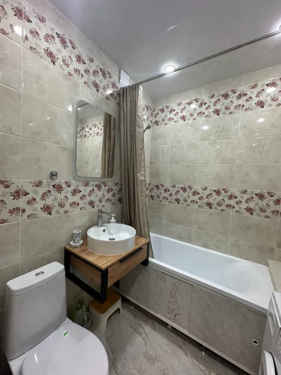 Вместительная евродвушка возле Тула Арены для 6 гостей