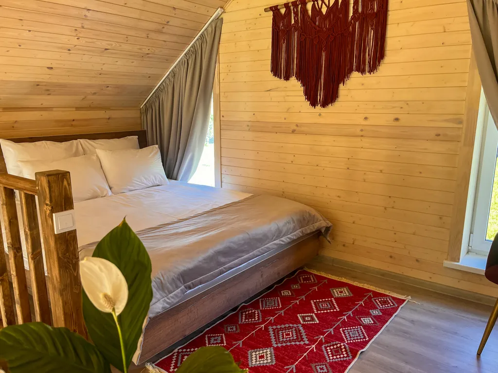 Дом с купелью и баней