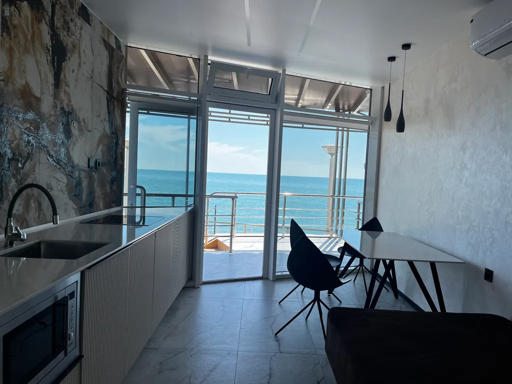 Квартира Апартамент с отдельным выходом на море — Лазаревское