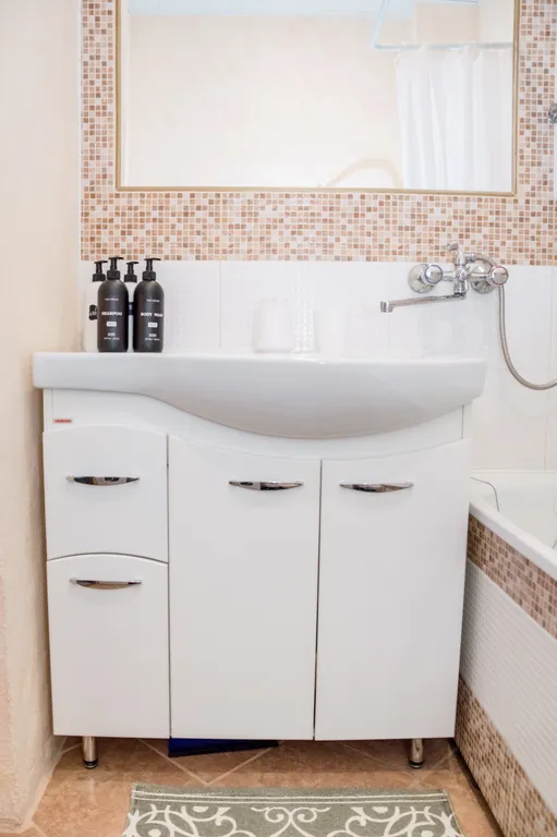 Солнечная двушка в центре