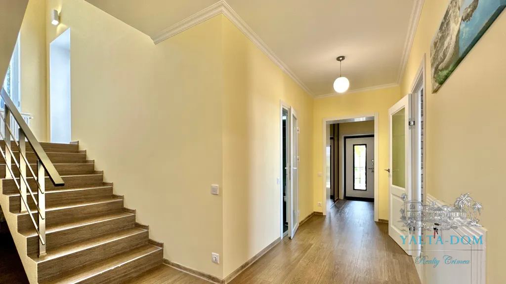 Дом в тихом и прекрасном месте Лавровое