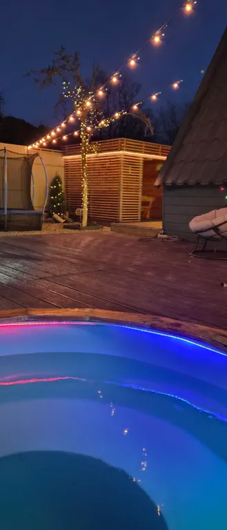 Дом А-фрейм из дерева с баней и джакузи