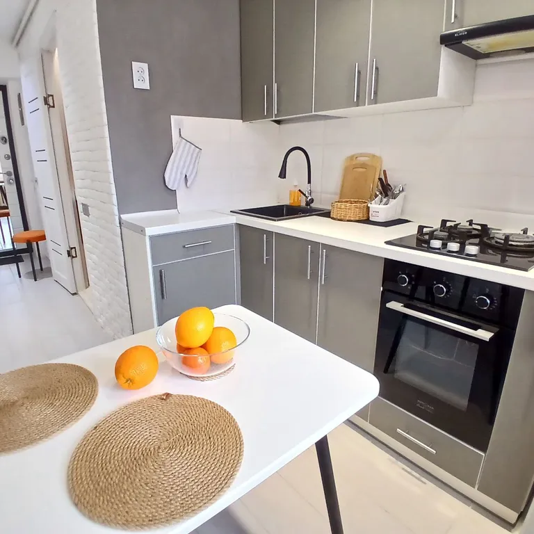 Квартира Очень уютная и светлая квартира в центре Феодосии — Феодосия