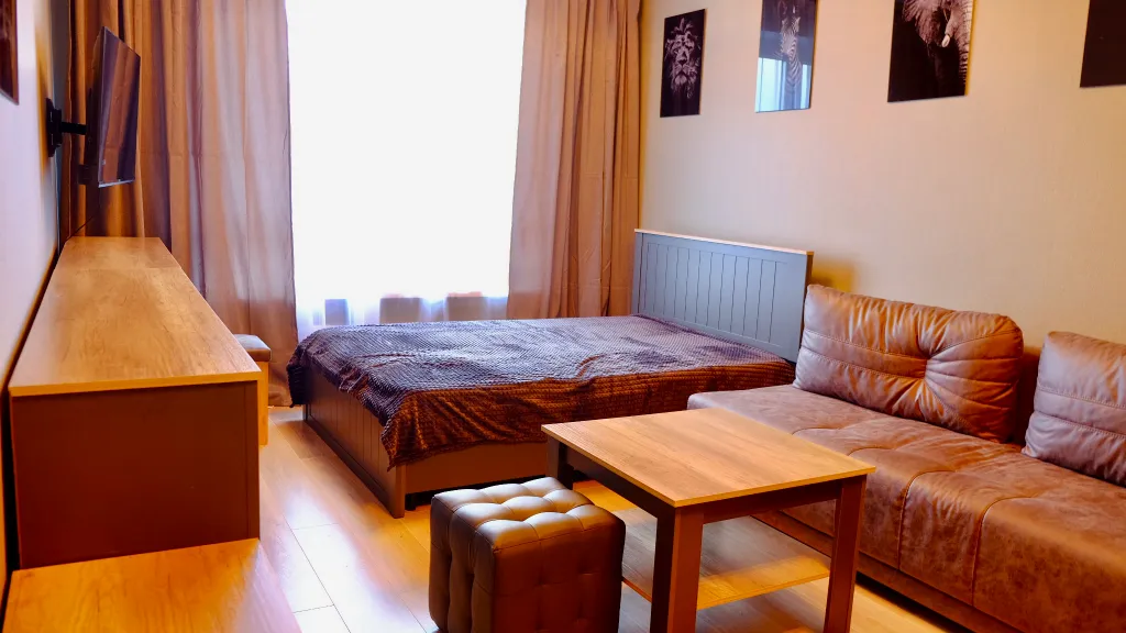 Студия у метро