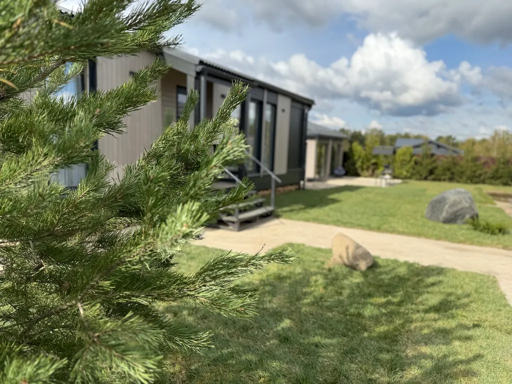 Дом с баней, сибирским чаном и теплой панорамной беседкой