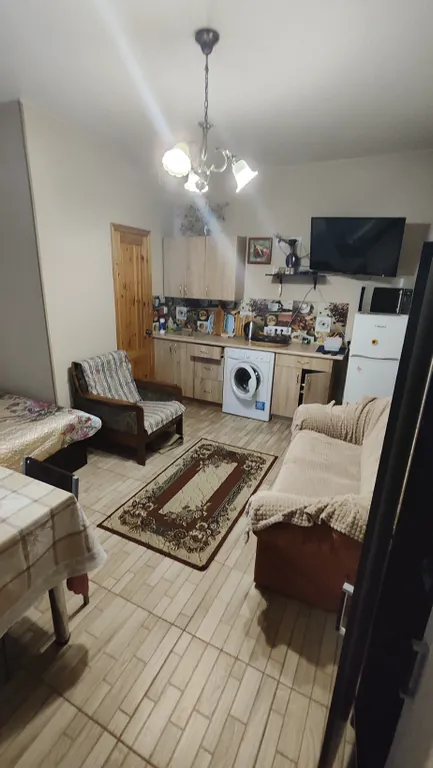 Студия в центре в трех кварталах от моря