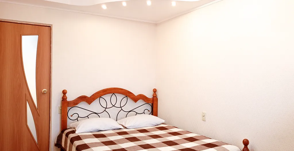 2-комнатная квартира для 5 гостей рядом с федеральной трассой Лена — аренда посуточно в Тында