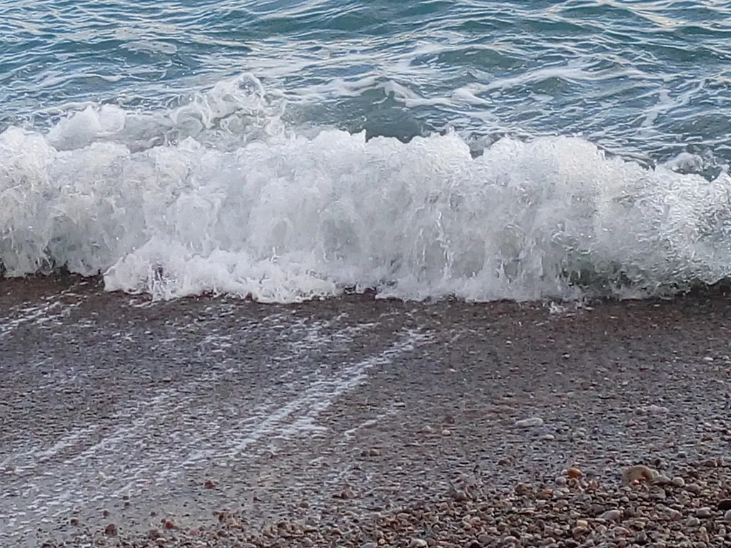 НОВАЯ КВАРТИРА С МАНСАРДОЙ ПАНОРМНЫЕ ВИДЫ НА МОРЕ,ГОРЫ,ФОРОССКИЙ ХРАМ!