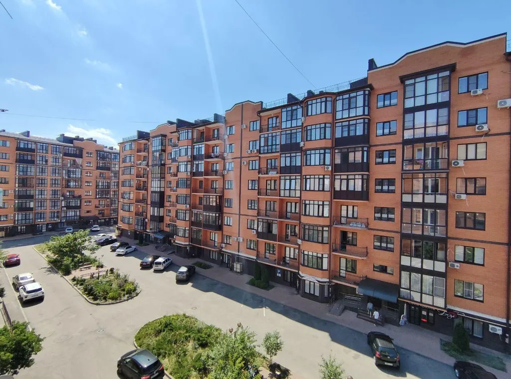 Апартамент с лоджией