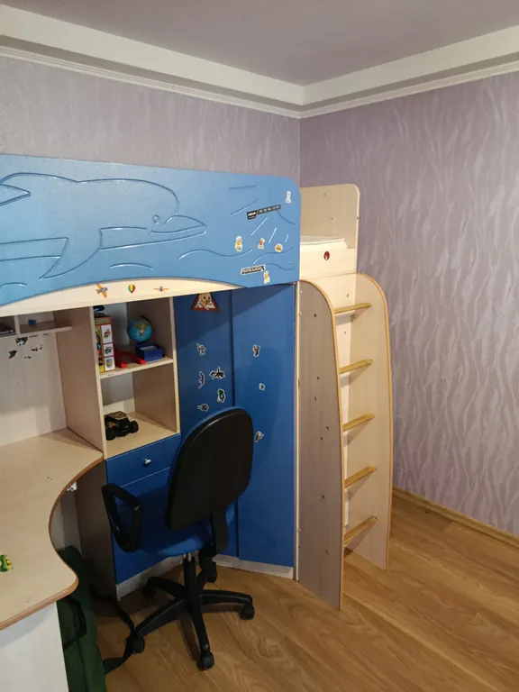 Чистая, уютная, трёхкомнатная квартира с евроремонтом и удобствами